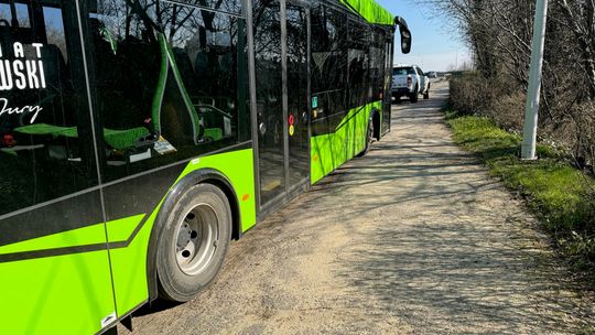 CBA bada autobusy elektyczne! Były zatrzymania. Radni pytają od 2 miesięcy, a starosta milczy