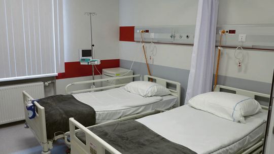 CHIRURGIA ZAWIESIŁA PRZYJMOWANIE PACJENTÓW. NIE MA LEKARZY