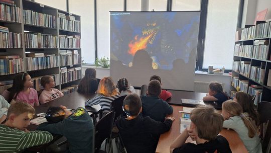 Literackie wędrowanie – książka jako przestrzeń integracji