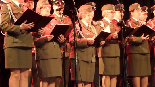 MYSZKÓW. KONCERT GALOWY XXVII WOJEWÓDZKIEGO FESTIWALU PIEŚNI PATRIOTYCZNEJ. ZDJĘCIA