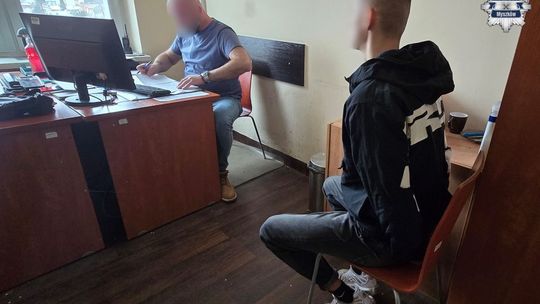 ZAATAKOWAŁ POLICJANTA. ZŁAMAŁ MU NOS