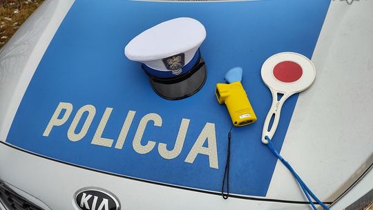 PIJANY UKRAINIEC AWANTUROWAL SIĘ NA DWORCU  MYSZKOWIE. WCZEŚNIEJ MIAŁ NARKOTYKI, KRADŁ  W SKLEPACH. ZOSTAŁ WYDALONY Z POLSKI