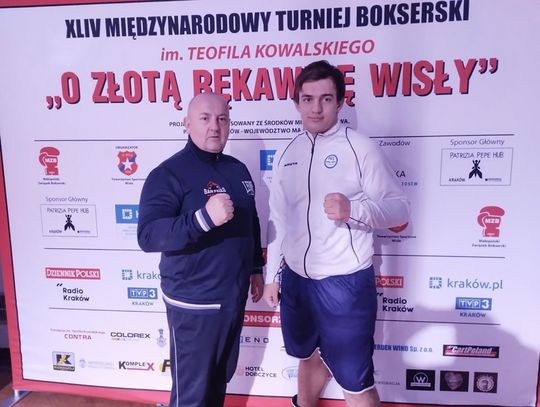 ARTEM POLYAKOV ZE SREBREM PODCZAS MIĘDZYNARODOWEGO TURNIEJU BOKSERSKIEGO W KRAKOWIE ARTEM POLYAKOV ZE SREBREM PODCZAS MIĘDZYNARODOWEGO TURNIEJU BOKSERSKIEGO W KRAKOWIE