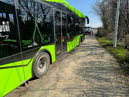 CBA bada autobusy elektyczne! Były zatrzymania. Radni pytają od 2 miesięcy, a starosta milczy
