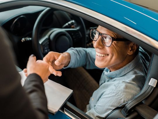 Czy warto zdecydować się na sprowadzenie samochodu z zagranicy? 