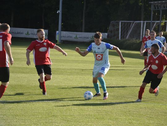 DOTKLIWE PORAŻKI DRUŻYN Z POWIATU ZAWIERCIAŃSKIEGO DOTKLIWE PORAŻKI DRUŻYN Z POWIATU ZAWIERCIAŃSKIEGO