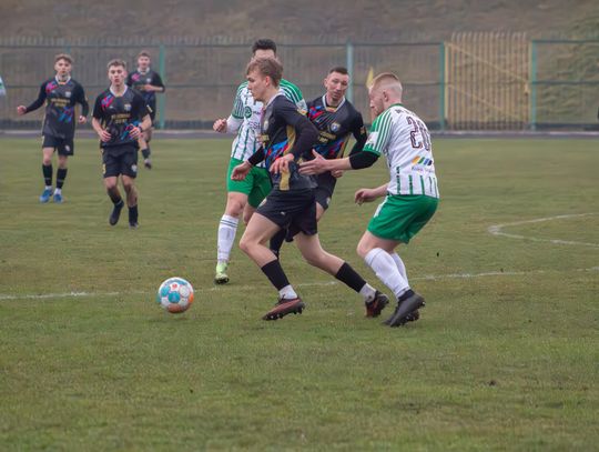 DRUŻYNY Z POWIATU ZAWIERCIAŃSKIEGO BEZ PORAŻKI W CZTERNASTEJ KOLEJCE DRUŻYNY Z POWIATU ZAWIERCIAŃSKIEGO BEZ PORAŻKI W CZTERNASTEJ KOLEJCE