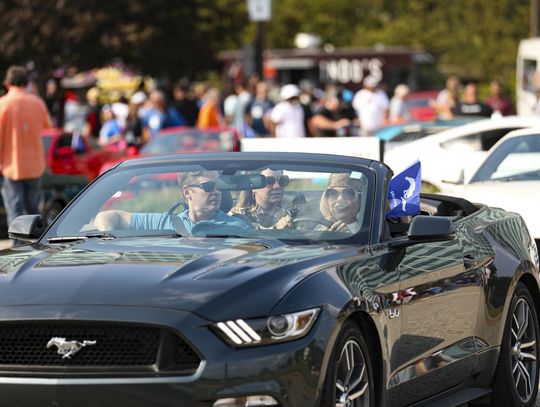 Ford Mustang: na drodze do dominacji. Prawie milion Mustangów w 10 lat! Ford Mustang: na drodze do dominacji. Prawie milion Mustangów w 10 lat!