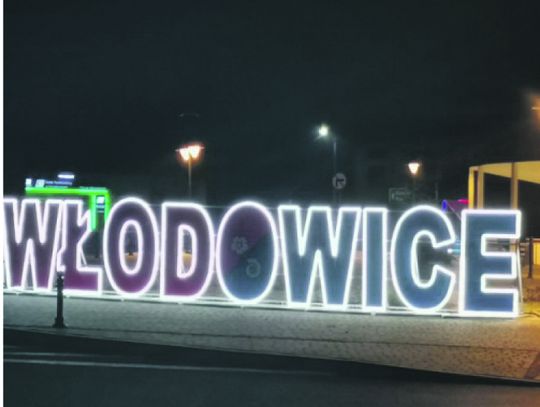 ILUMINACJA ŚWIETLNA RYNKU WE WŁODOWICACH