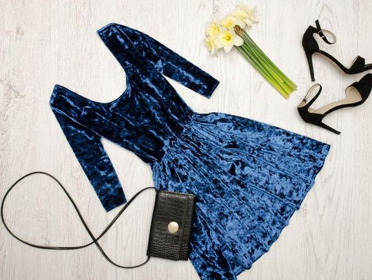 Jakie kolory sukienek będą modne tego lata?