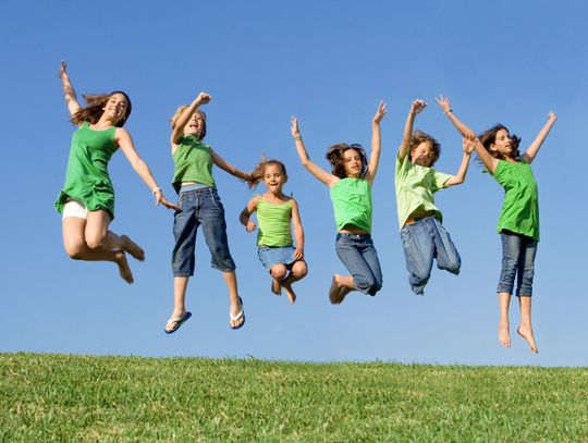 Jakie ubrania zapakować na obóz, czyli walizka na wakacje