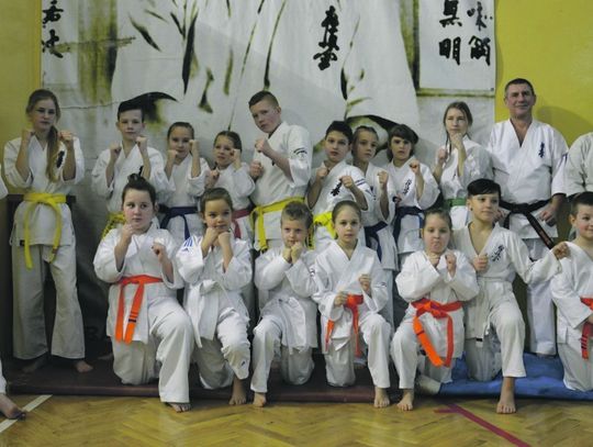 Karate kyokushin: DZIECI RYWALIZOWAŁY  W KARATE KYOKUSHIN