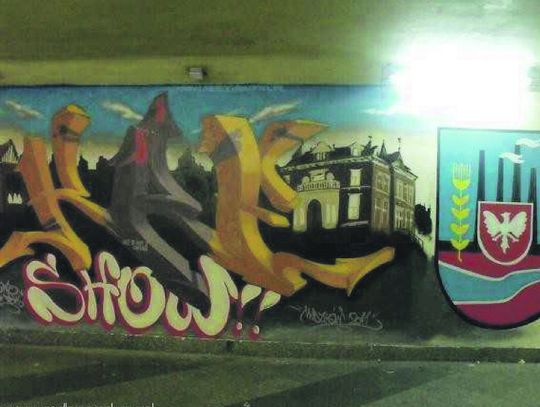 Kolej zamalowała murale w tunelu pod torami, czyli ślad po Festiwalu Sztuki Ulicznej