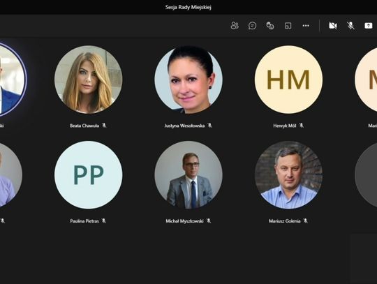 KWORUM POJAWIA SIĘ I ZNIKA