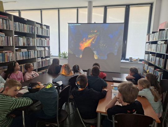 Literackie wędrowanie – książka jako przestrzeń integracji