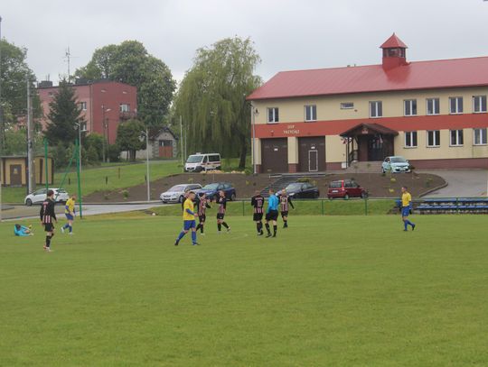 MECZ ZA SZEŚĆ PUNKTÓW DLA DŁUBNI TRZYCIĄŻ