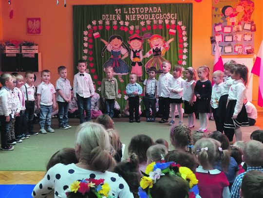 MŁODZI PATRIOCI Z PRZEDSZKOLA NR 8