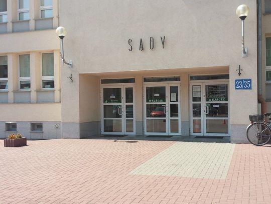 MYSZKÓW. UKRAINIEC ODPOWIE PRZED SĄDEM ZA NAPAD NA KIEROWCĘ BUSA