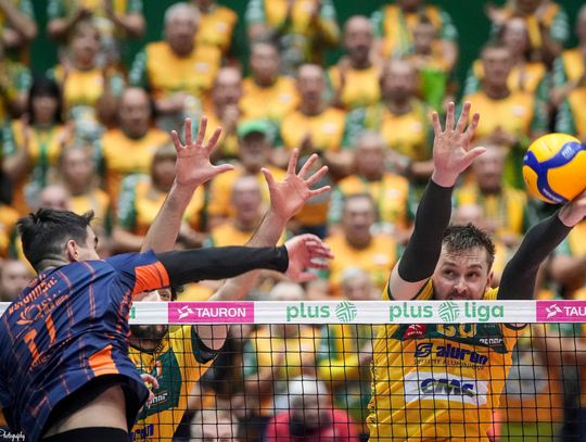 NIESPODZIANKA W ZAWIERCIU