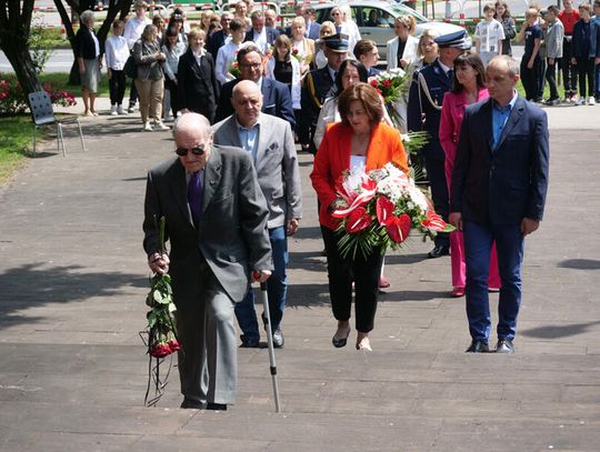 Obchody Narodowego Dnia Pamięci Ofiar Niemieckich Nazistowskich Obozów Koncentracyjnych i Obozów Zagłady w Zawierciu