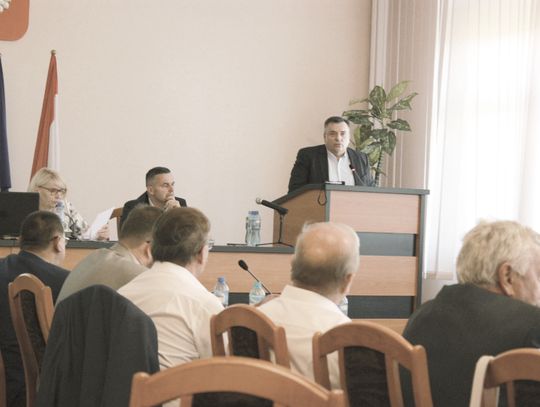 PACJENCI PRZEJDĄ Z NIEDZIAŁKOWSKIEGO DO PRZYCHODNI „CENTRUM”