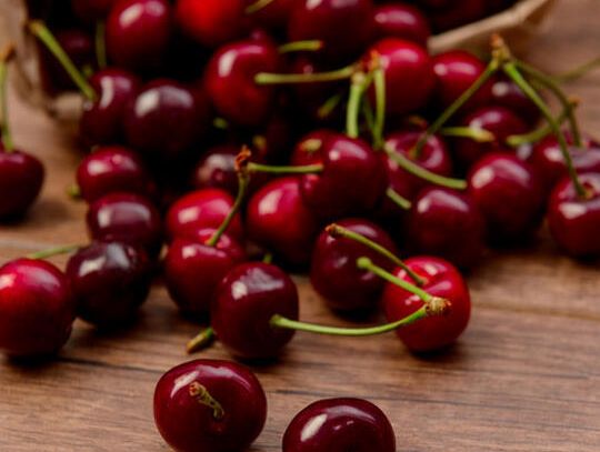 Polskie czereśnie z zakazanymi pestycydami Polskie czereśnie z zakazanymi pestycydami