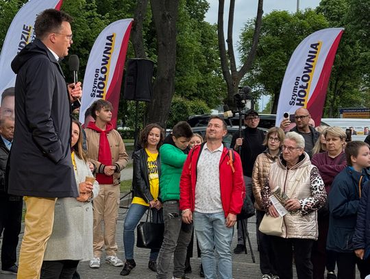 SZYMON HOŁOWNIA w ZAWIERCIU: X,Fb, TikTok TYLKO DLA DOROSŁYCH!