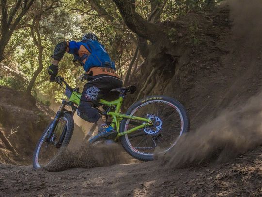 Trening MTB w sezonie jesienno-zimowym — jak się przygotować?