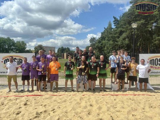 TURNIEJ PIŁKI NOŻNEJ PLAŻOWEJ