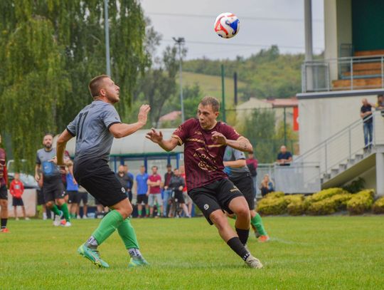 TYLKO JURA NIEGOWA Z PUNKTAMI