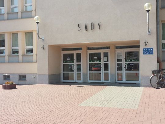 TYMCZASOWY ARESZT DLA KIEROWCY CIEŻARÓWKI, SPRAWCY WYPADKU NA AUTOSTRADZIE POD CZĘSTOCHOWĄ, W KTÓRYM ZGINĘŁO 4 ROBOTNIKÓW. KIEROWCA BYŁ POD WPLYWEM ŚRODKÓW PSYCHOTROPOWYCH