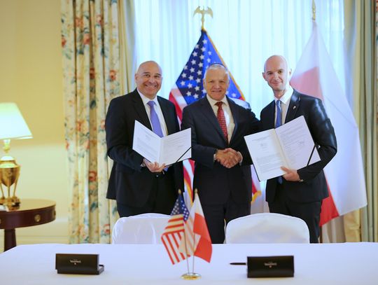 W AMBASADZIE USA PODPISANO WAŻNĄ UMOWĘ. CHODZI O WOLFRAM POD MYSZKOWEM