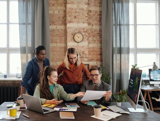 W jaki sposób agencje marketingowe przyczyniają się do wzrostu biznesu online