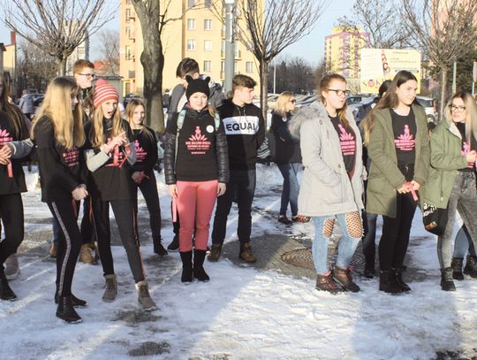 ZATAŃCZYLI PRZECIWKO PRZEMOCY WOBEC KOBIET!