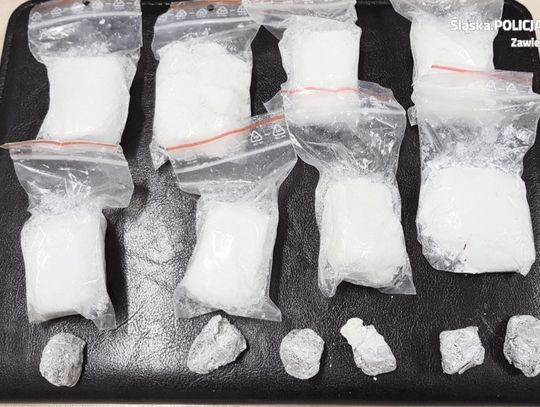 ZNALEZIONYCH NARKOTYKÓW STARCZYŁOBY NA TYSIĄC PORCJI