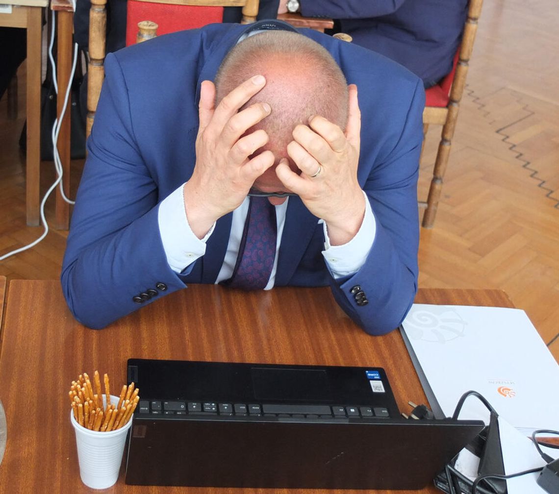 BARTNIK NIE MOŻE SIĘ POGODZIĆ ŻE PRZEGRAŁ Z ŻAKIEM. SĄD ODRZUCIŁ JEGO PROTEST. BARTNIK DALEJ POWTARZA „OSKARŻENIA” BARTNIK NIE MOŻE SIĘ POGODZIĆ ŻE PRZEGRAŁ Z ŻAKIEM. SĄD ODRZUCIŁ JEGO PROTEST. BARTNIK DALEJ POWTARZA „OSKARŻENIA”