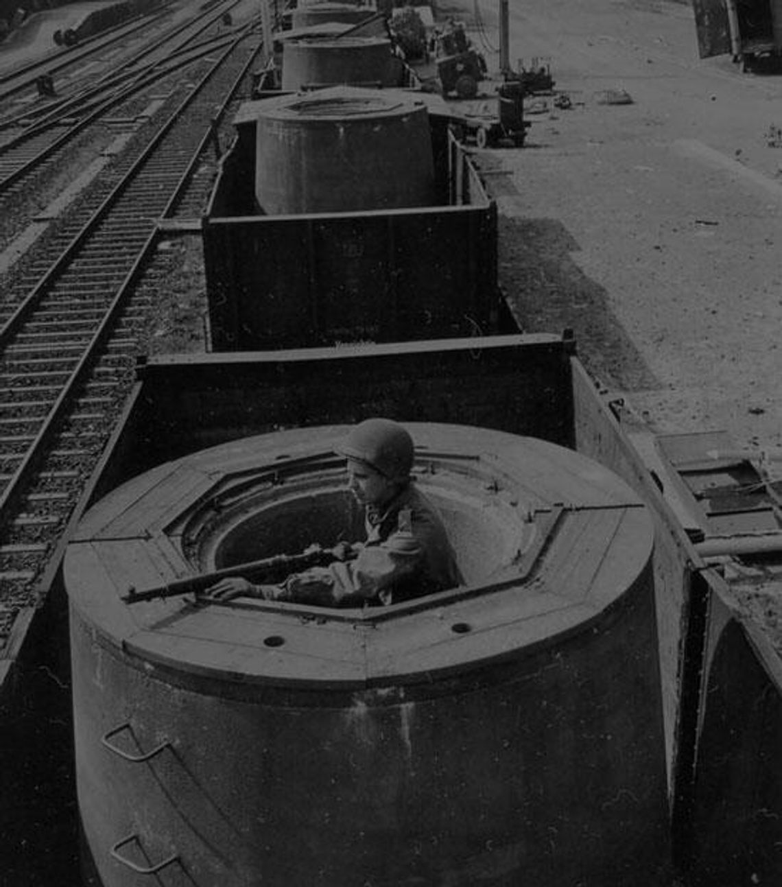 Betonowe stanowiska ochronne w Łazach