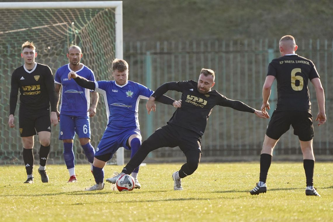 BEZ ROZSTRZYGNIĘCIA W MECZU WARTY Z OSTOJĄ