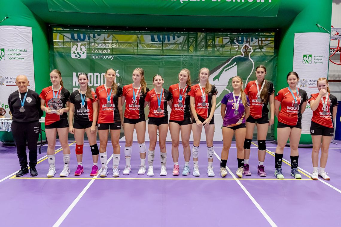 „DUMNI Z NIEPODLEGŁEJ” - MŁODZIEŻOWY TURNIEJ SIATKARSKI