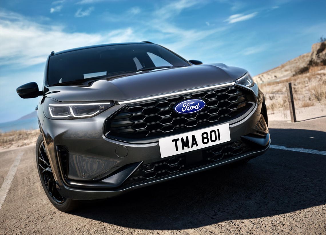 Ekskluzywny pakiet stylistyczny Black dla Forda Kuga