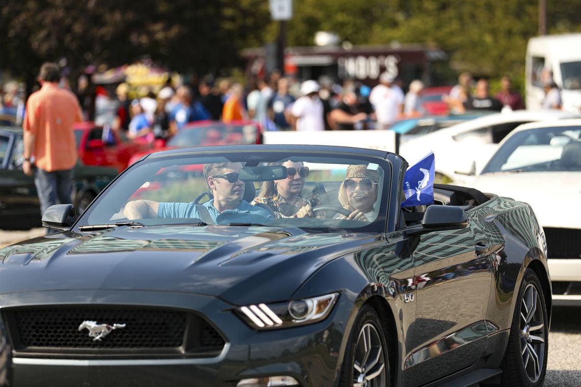 Ford Mustang: na drodze do dominacji. Prawie milion Mustangów w 10 lat!