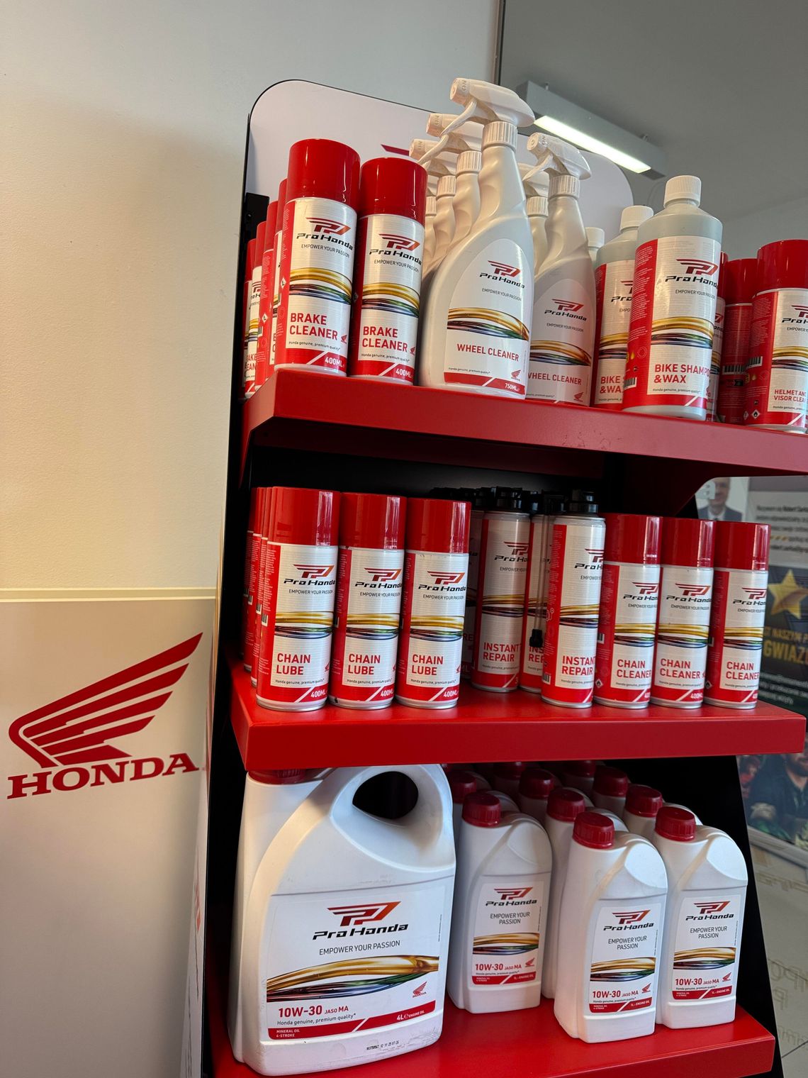 HONDA MA WŁASNĄ LINIĘ KOSMETYKÓW DLA MOTOCYKLA