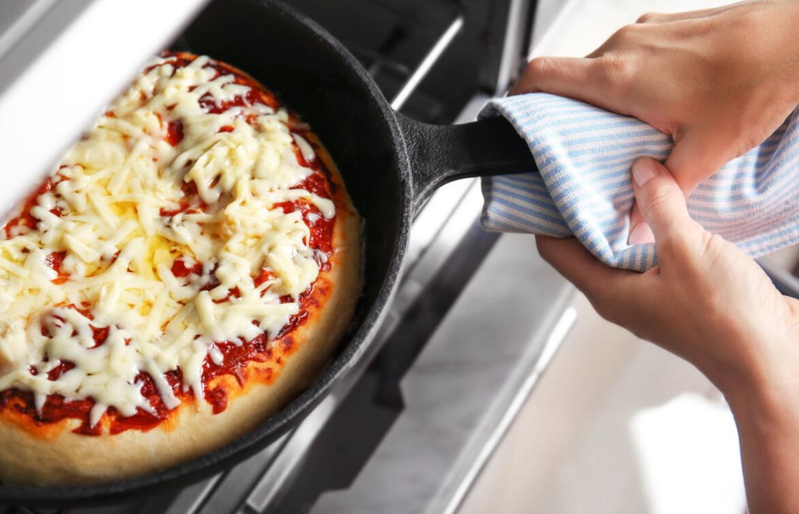 Jak przygotować domową pizzę idealną na zimowe  wieczory