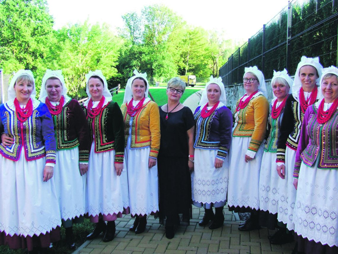 KORONA ŻARNOWCA PROMUJE TRADYCJĘ I FOLKLOR