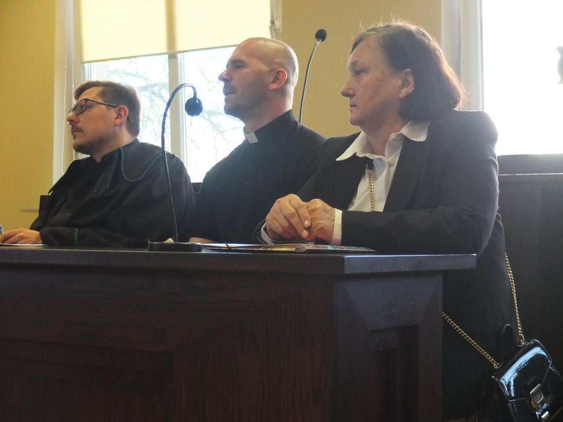 KURIA MA ZBADAĆ ZARZUT NARUSZENIA TAJEMNICY SPOWIEDZI KURIA MA ZBADAĆ ZARZUT NARUSZENIA TAJEMNICY SPOWIEDZI