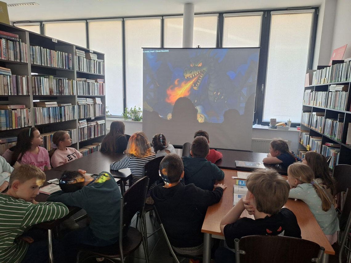 Literackie wędrowanie – książka jako przestrzeń integracji