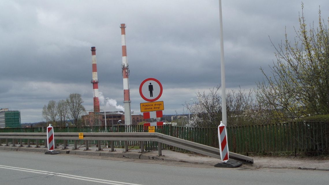 M YSZKÓW. NAPRAWY JUŻ NIE WYSTARCZĄ. WIADUKT DO ROZBIÓRKI. TRZEBA POSFAWIĆ NOWY