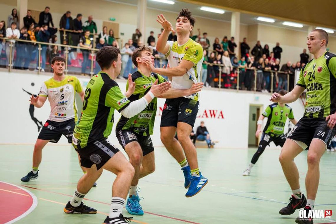 MARZEC ROZPOCZĘLI OD ZWYCIĘSTWA