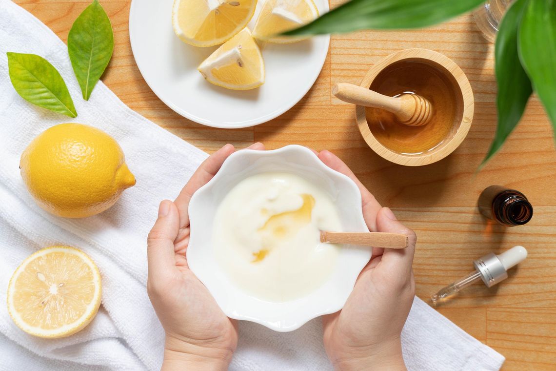 Maślanka i kefir nie tylko do picia - odżywcze maseczki z nabiałem Maślanka i kefir nie tylko do picia - odżywcze maseczki z nabiałem