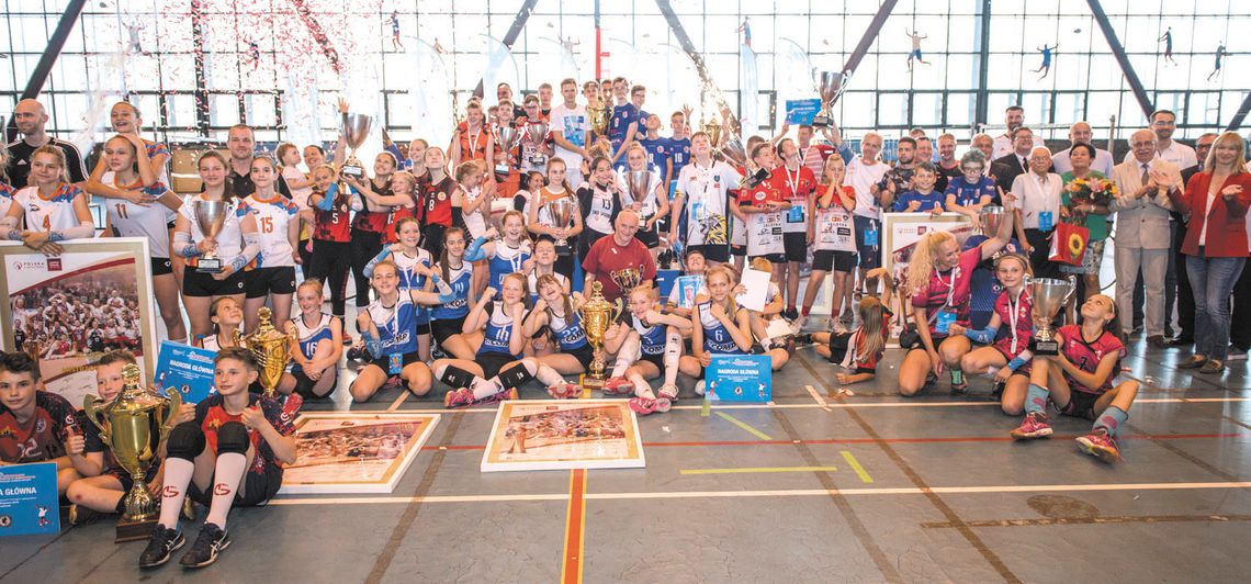 MKS Dwójka Zawiercia Mistrzyniami Polski! MKS Dwójka Zawiercia Mistrzyniami Polski!